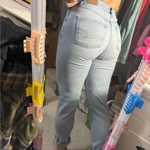 American Eagle mom jeans size 4